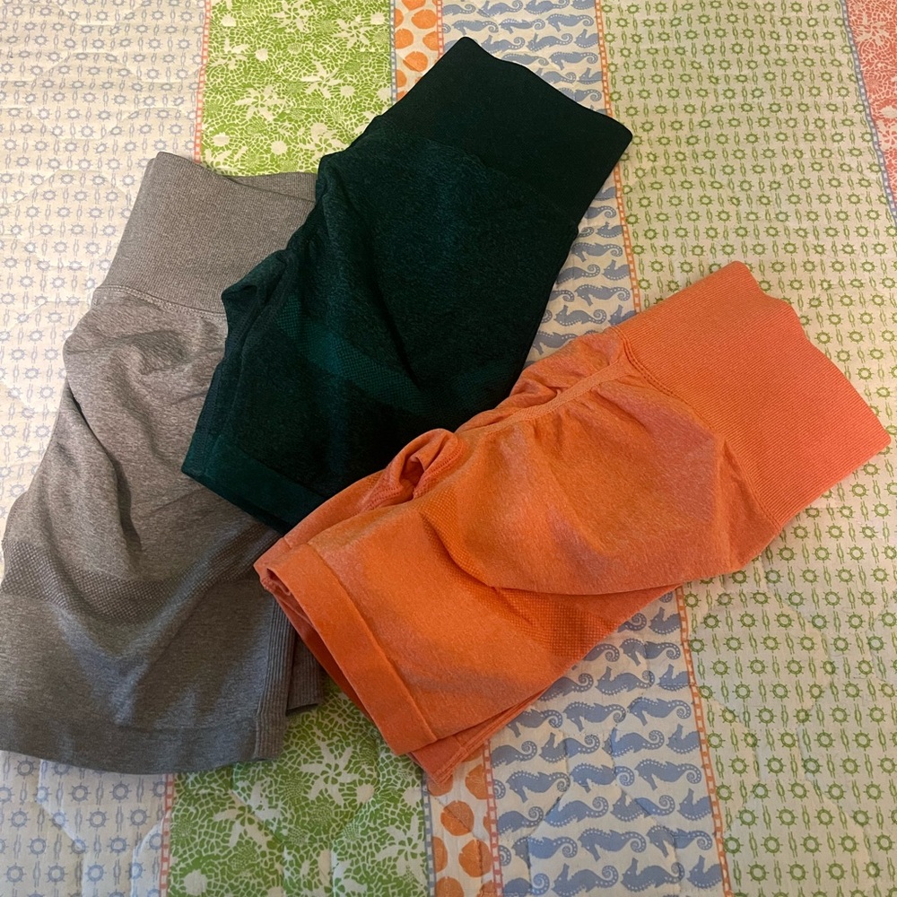 SHEIN Scrunch Shorts. All 3 Size S